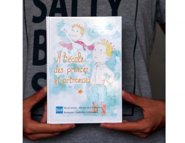 A l'école des princes et princesses, livre à personnaliser Scéalprod