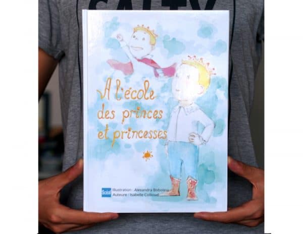 A l'école des princes et princesses, livre à personnaliser Scéalprod